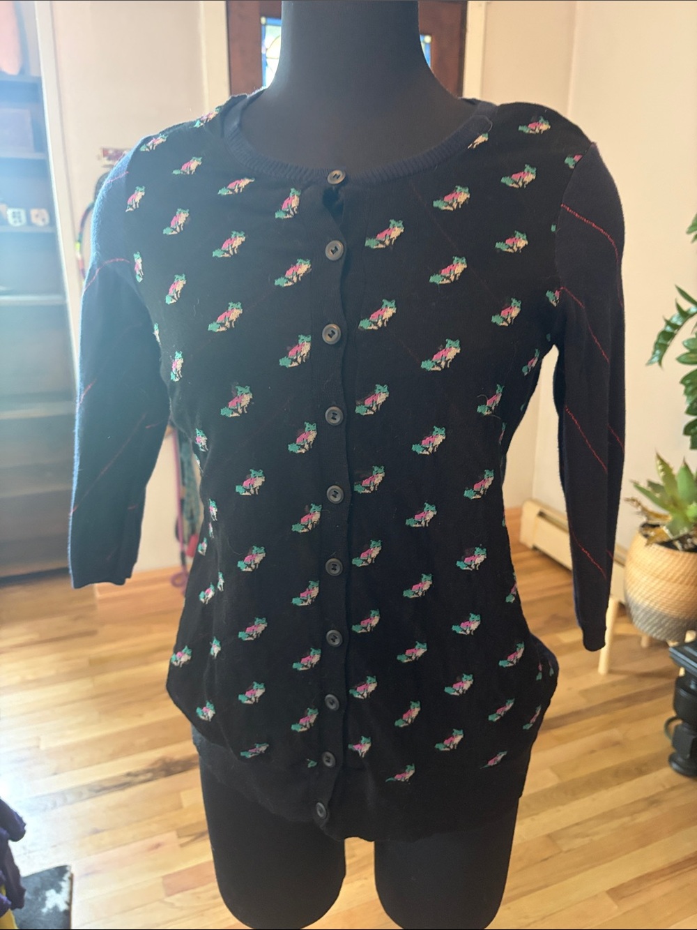 Moth fox Accent Button Cardigan Sweater - Women
